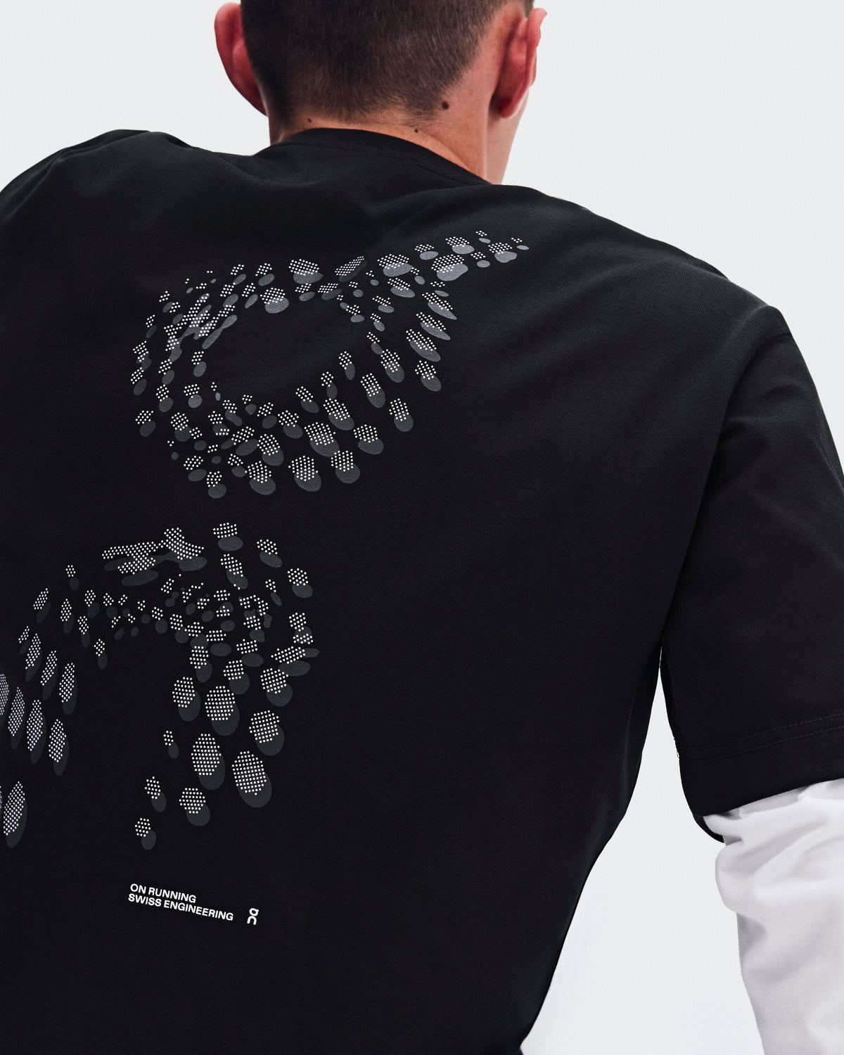 On Club Collective-T Runner Black