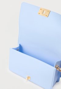 Valentino Jellies Cross Body Bag Azzurro