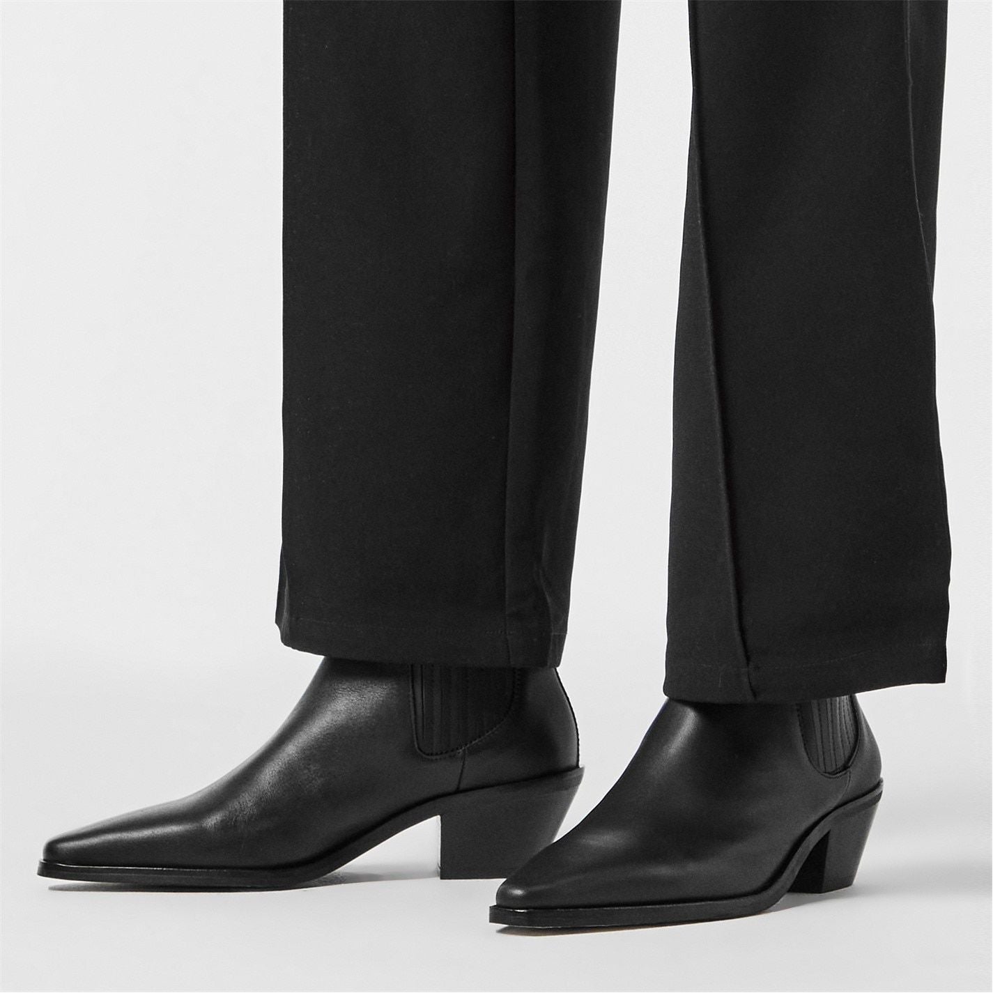 Boss Niara Chbootie50 C 10278106 01 Black 001