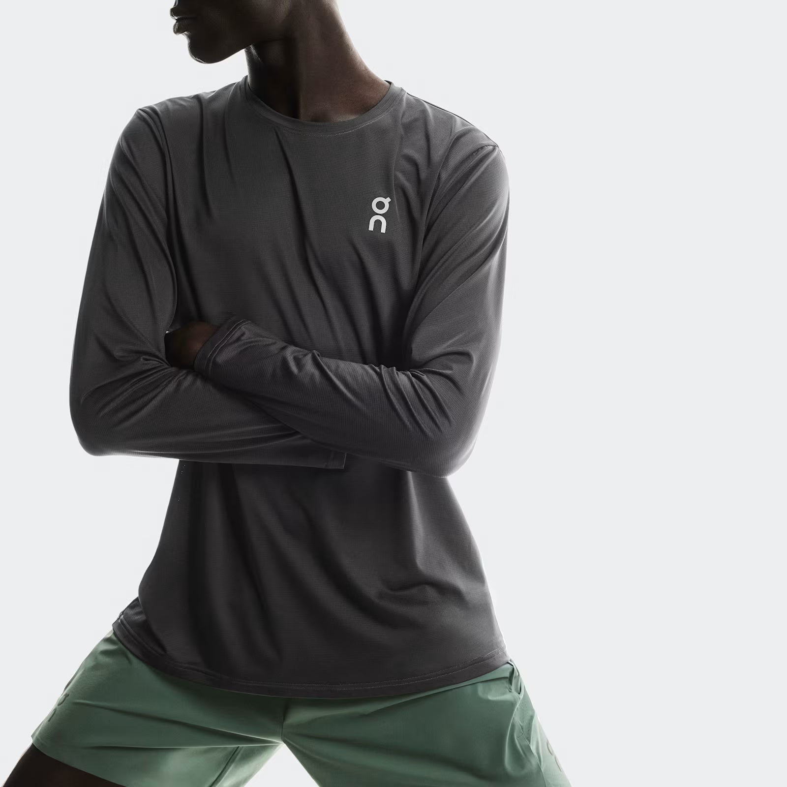 On 7" Performance Shorts Olive