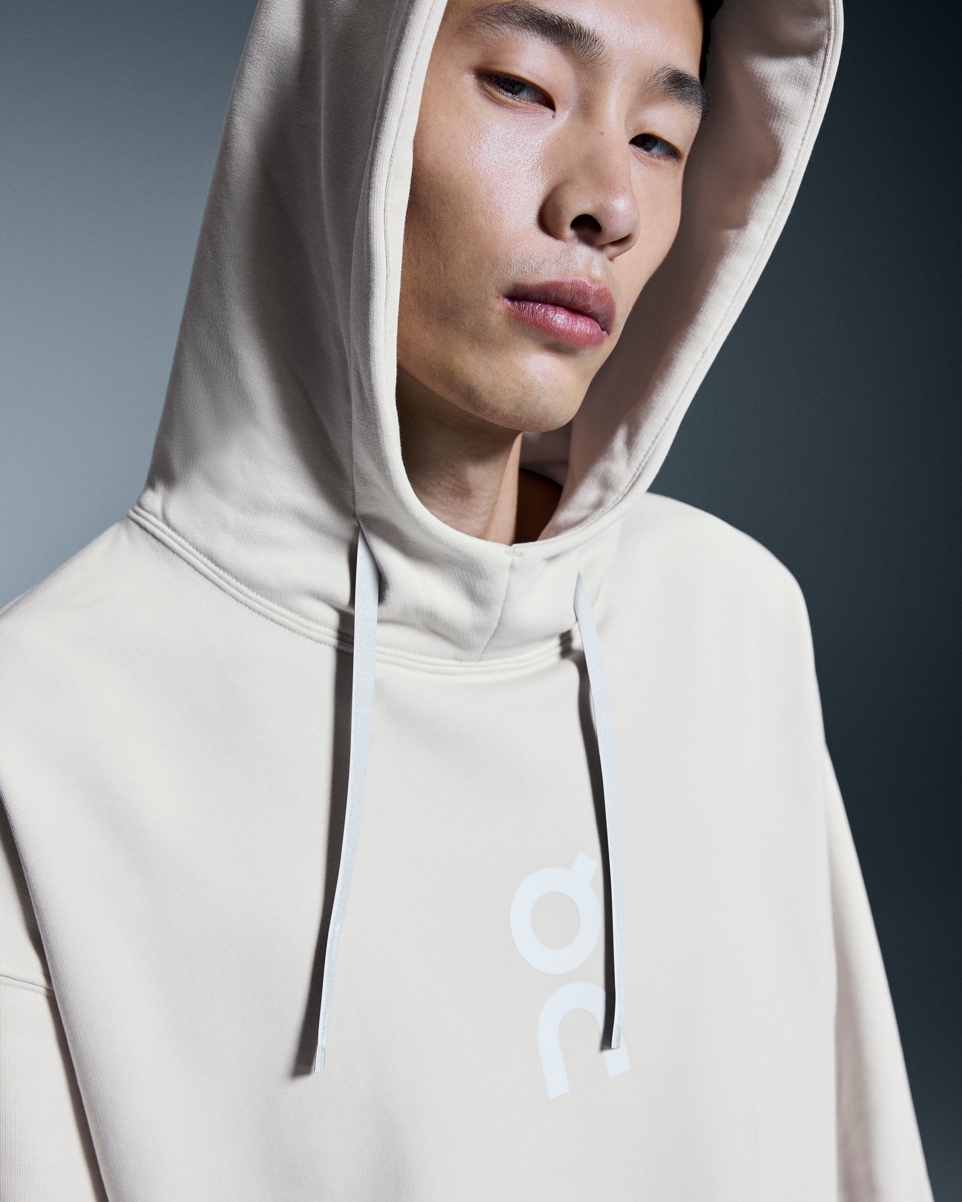 On Club Hoodie Silver