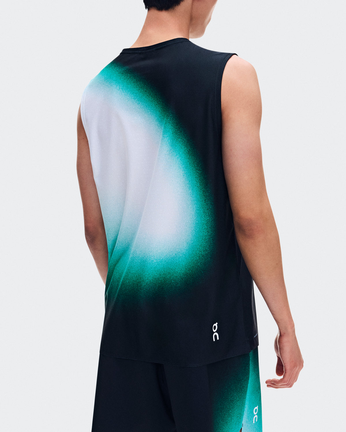 On Court Tank Swing Black | Neem
