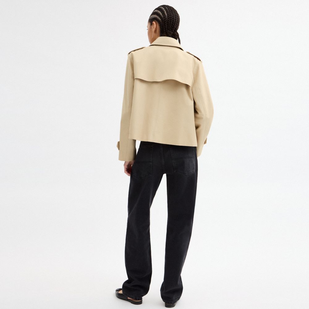 Coach Short Trench Light Khaki