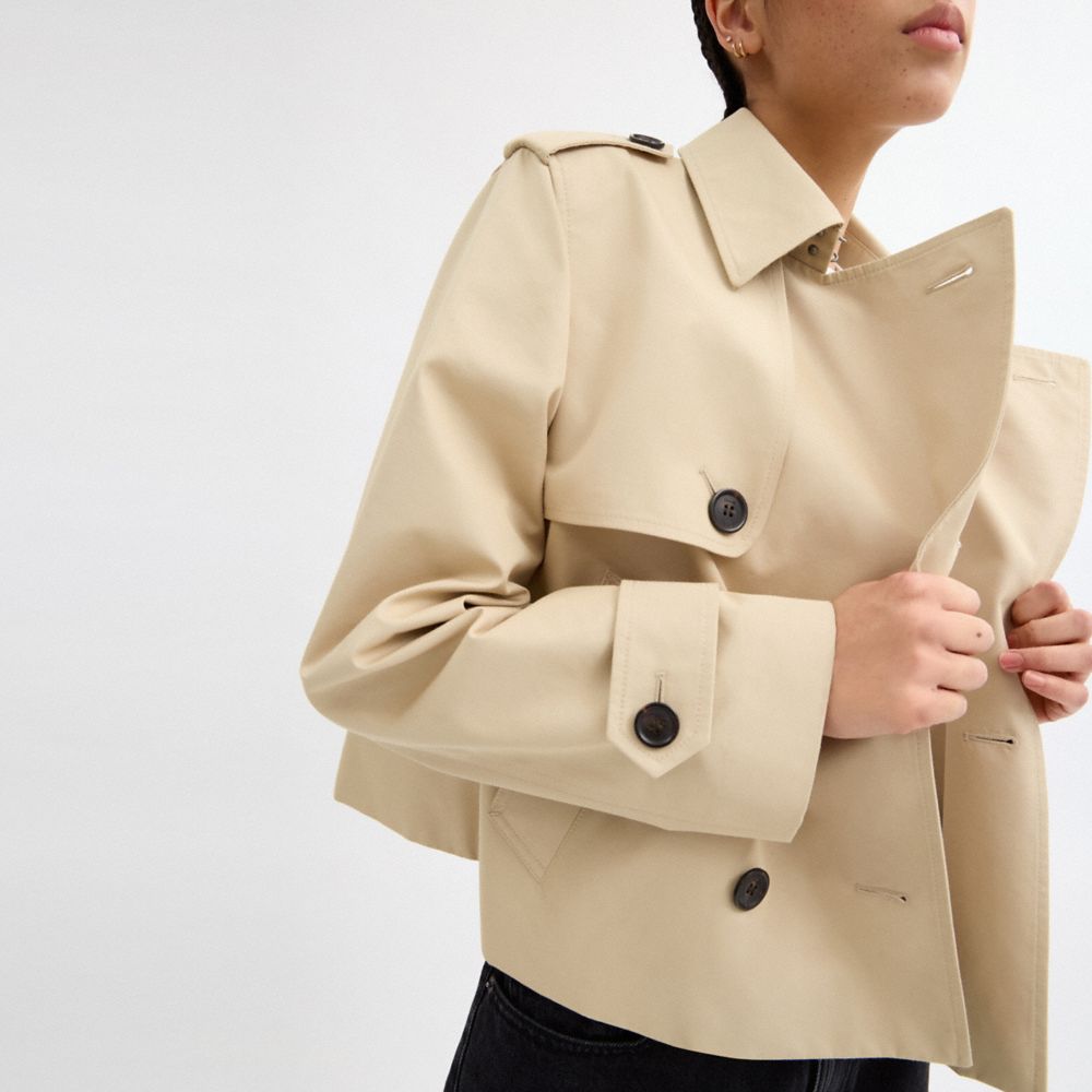 Coach Short Trench Light Khaki