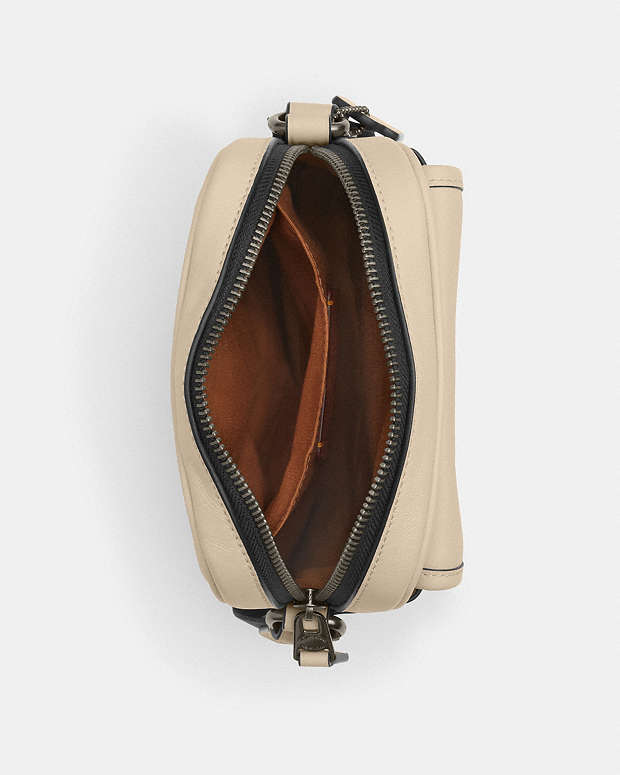 Turnlock Crossbody Bag Smooth Leather-Qb-Ivory Smooth Leather-Qb-Ivory