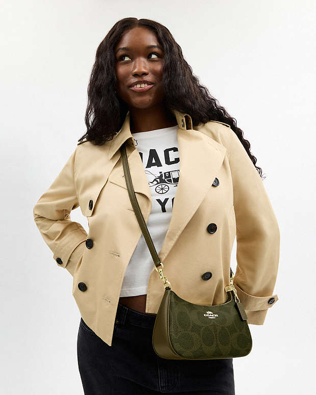 Teri Shoulder Bag In Signature Canvas Signature Canvas-Gold-Olive Signature Canvas-Gold-Olive