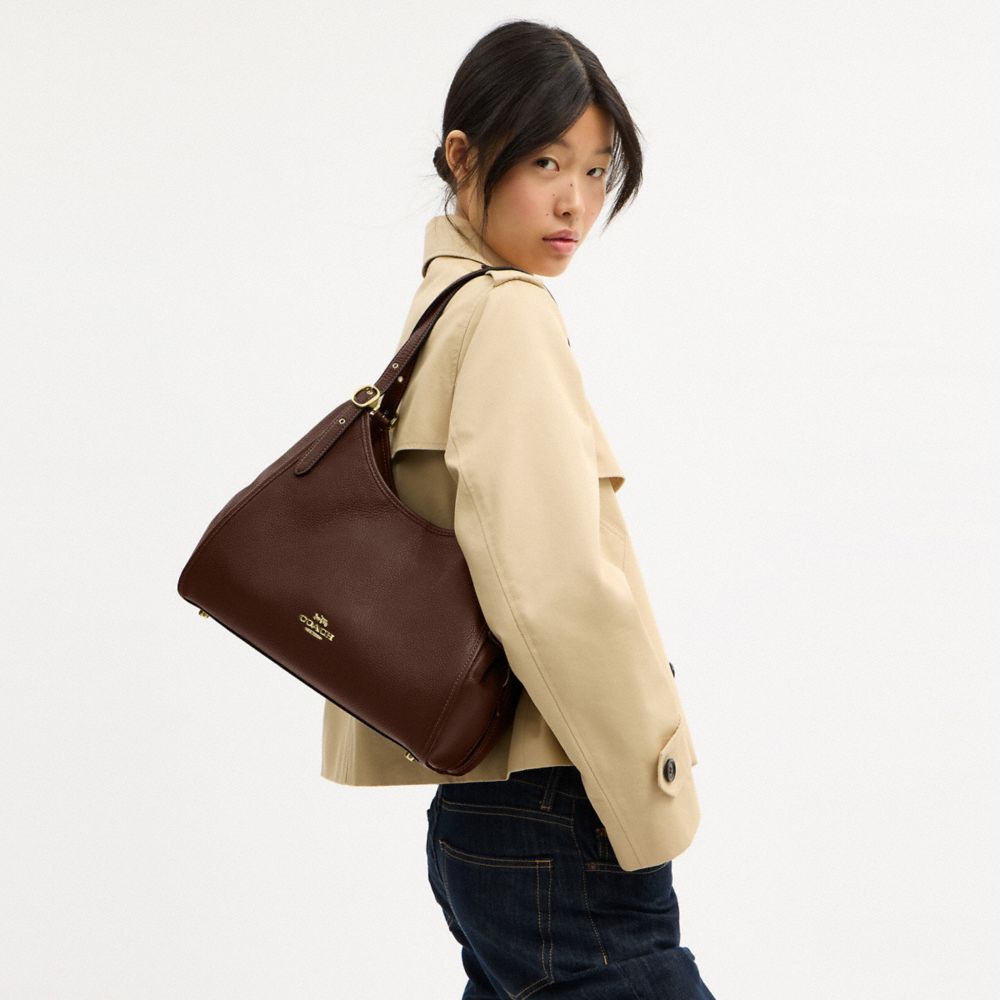 Women's Coach Erin Shoulder Bag Gold Maple, hardware detail