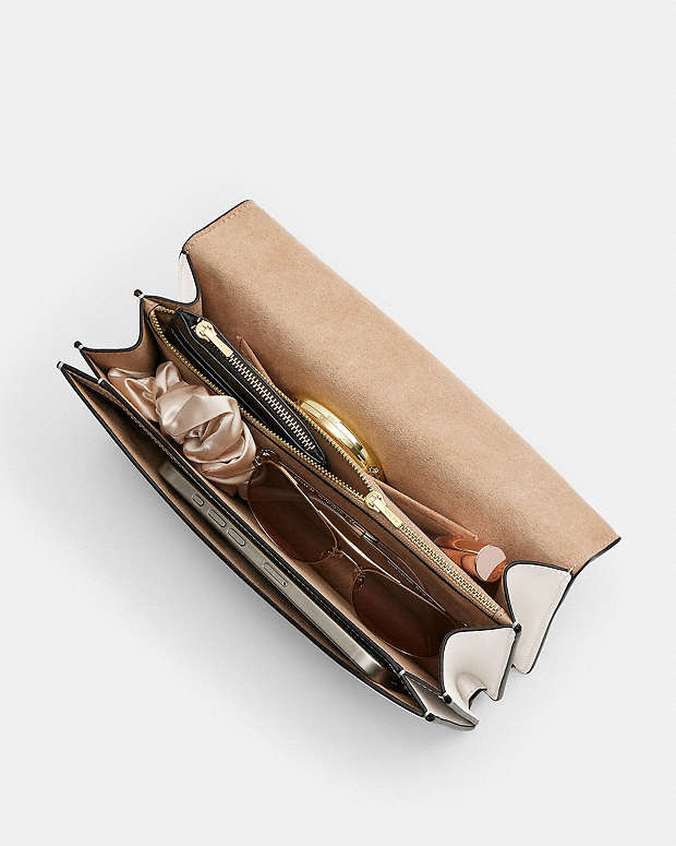 Klare Envelope Crossbody Bag Calf Leather-Gold-Chalk Calf Leather-Gold-Chalk