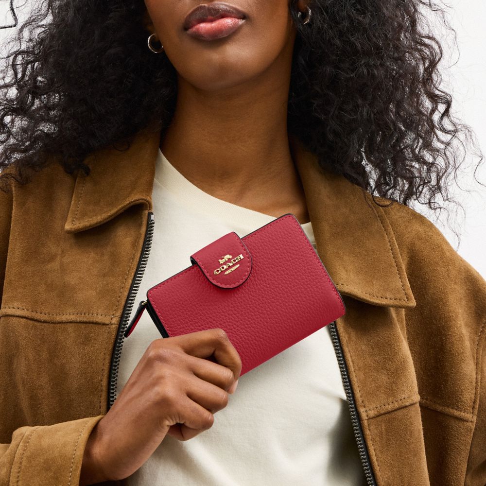 Coach Medium Corner Zip Wallet Gold True Red