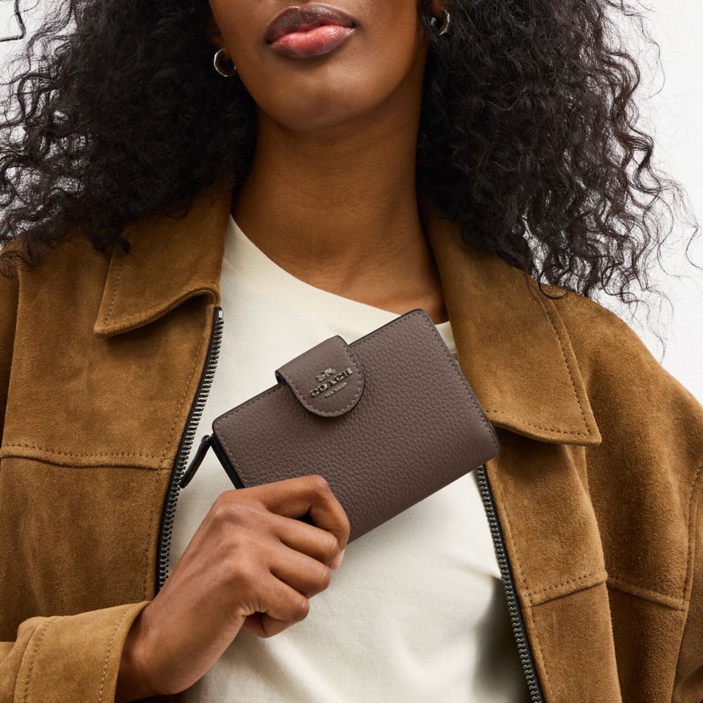 Coach Medium Corner Zip Wallet Gunmetal