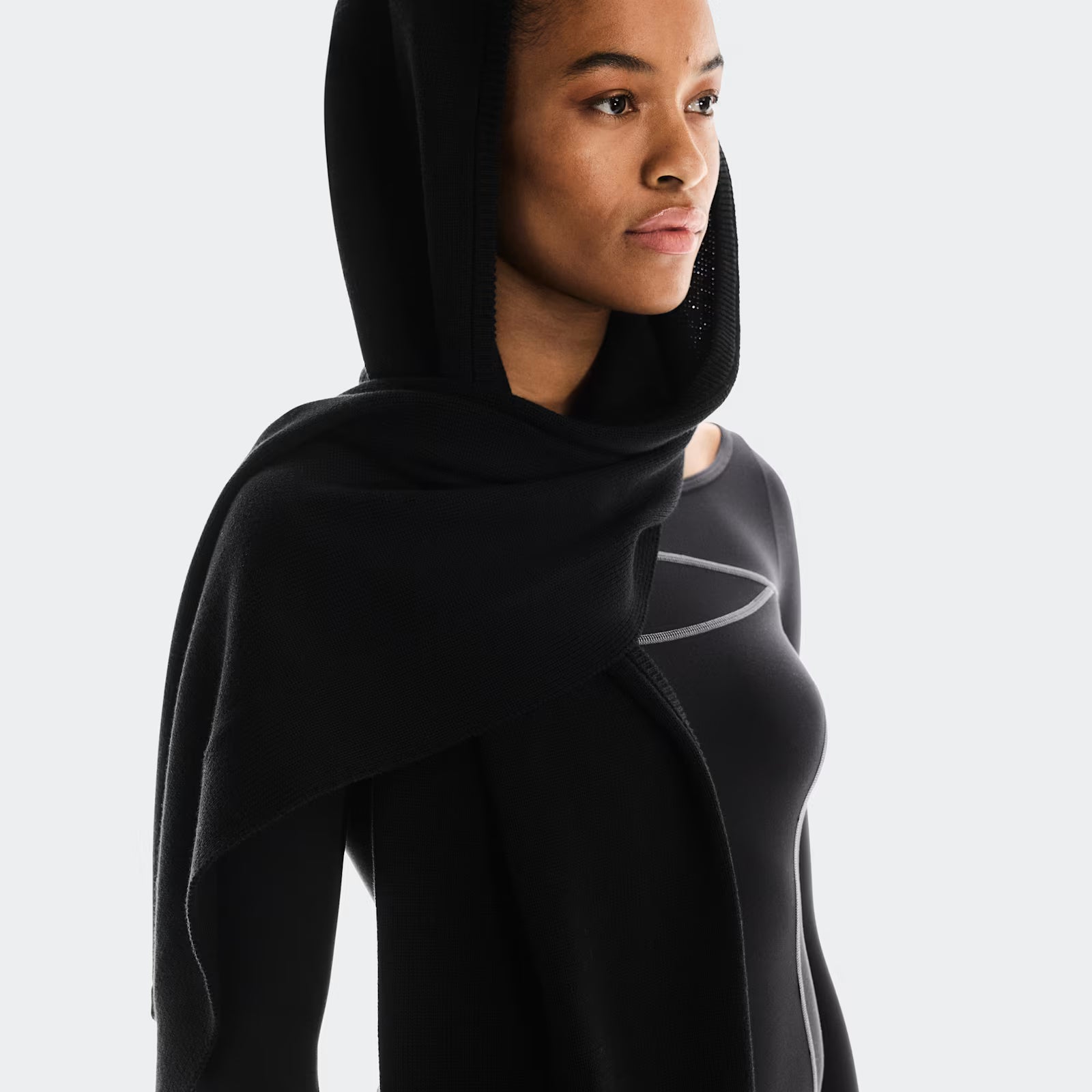 On Hooded Scarf Fka Black