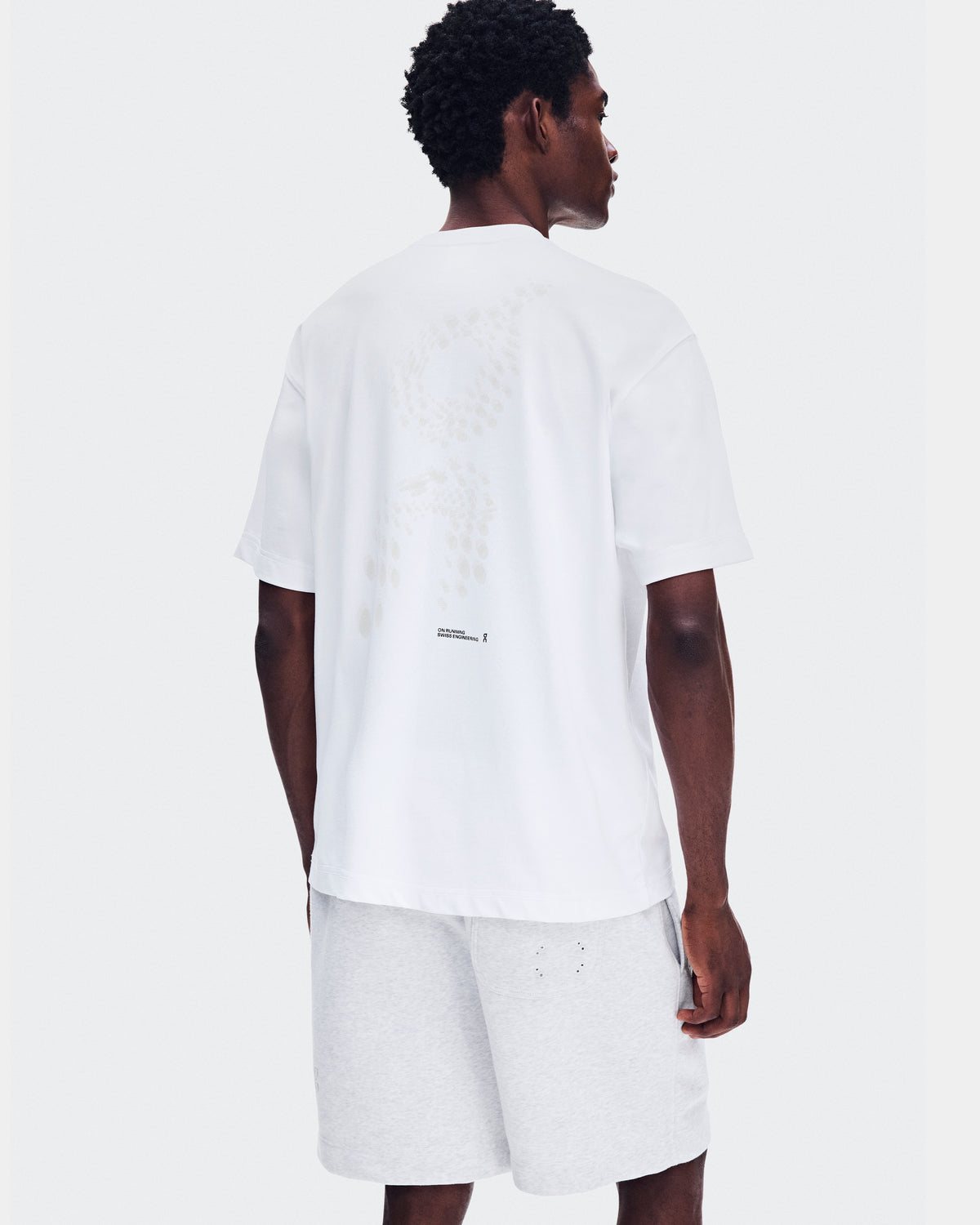 On Club Collective-T Runner White