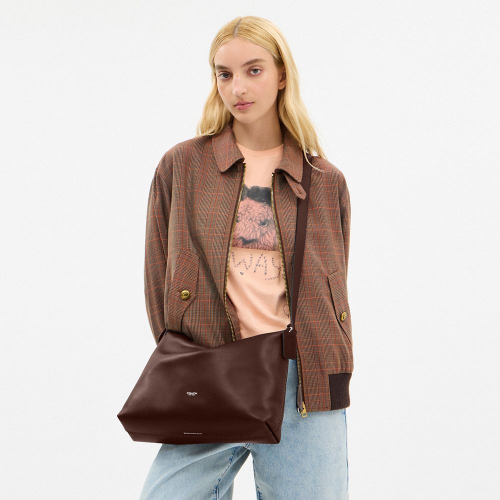 Women's Coach Mott Messenger Bag 33 Maple, worn
