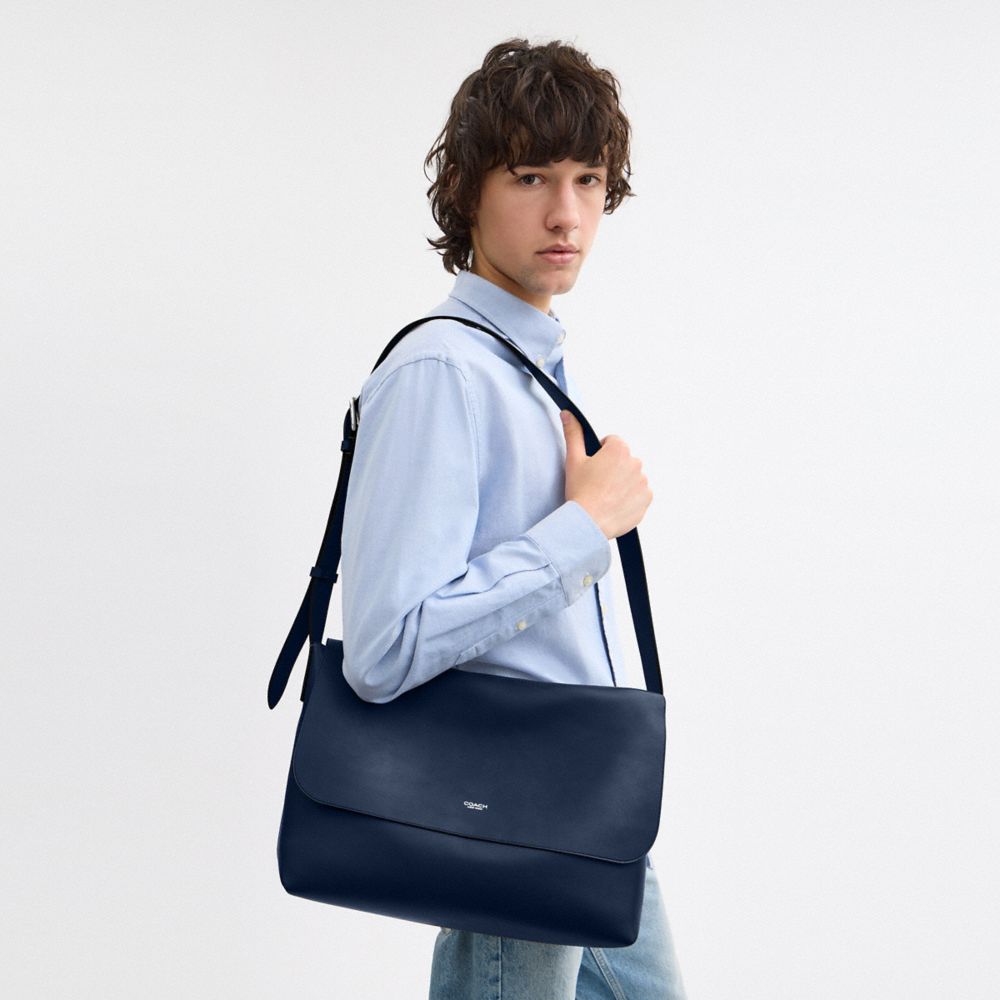 Coach Ludlow Messenger Bag Navy
