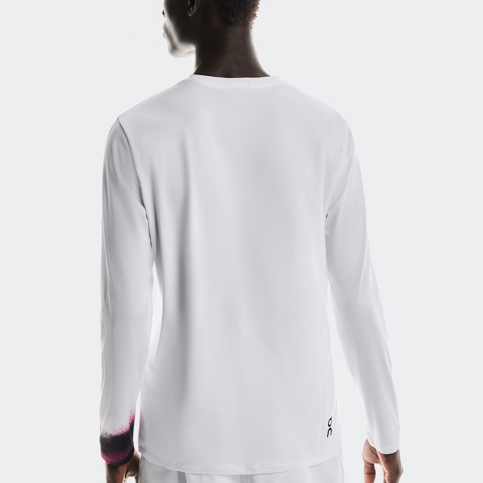 On Court Long-T White | Black