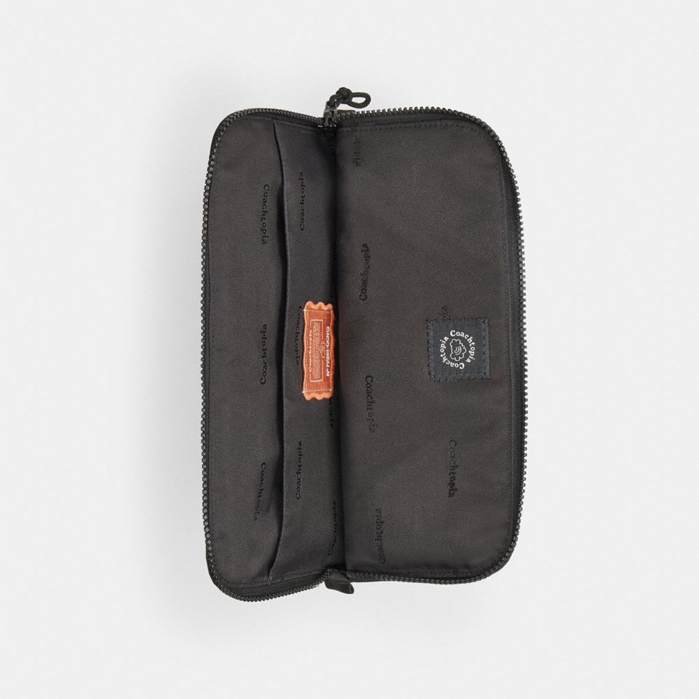Coach Coachtopia Loop Laptop Sleeve With Wavy Quilting Black 2