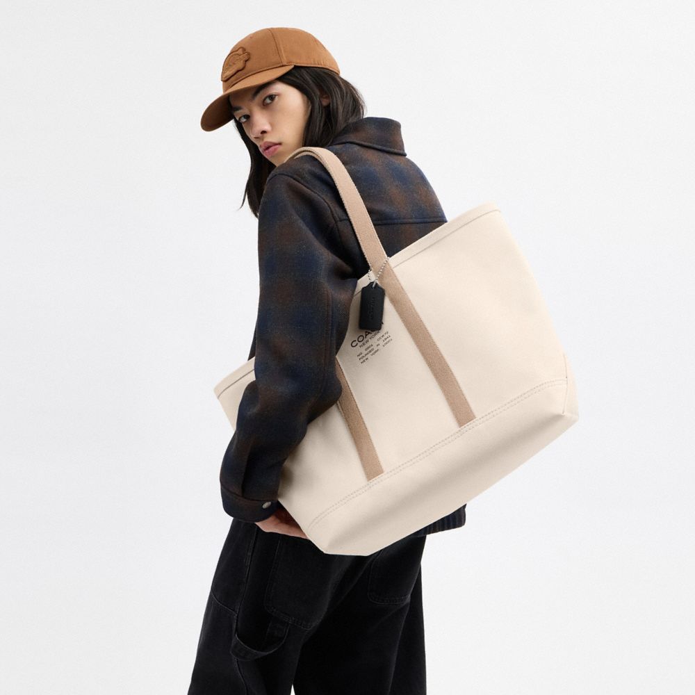 Women's Coach Utility Tote, hardware detail
