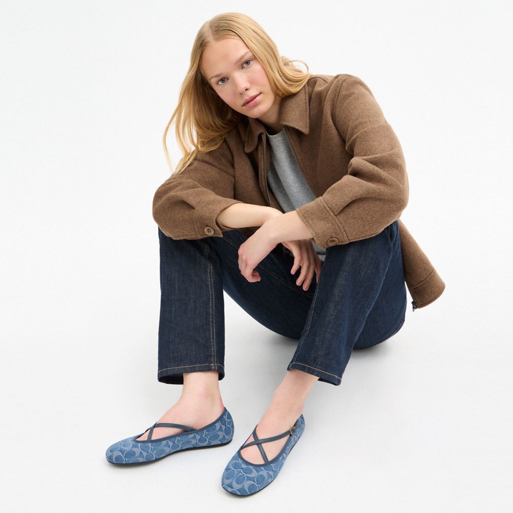 Women's Coach Phoebe Ballet Flat In Signature Denim Indigo