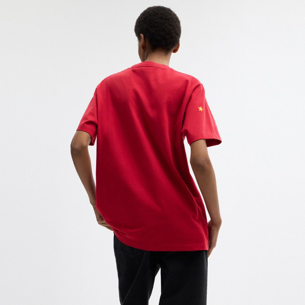 Coach Horse And Carriage Sticker T Shirt In Organic Cotton Red