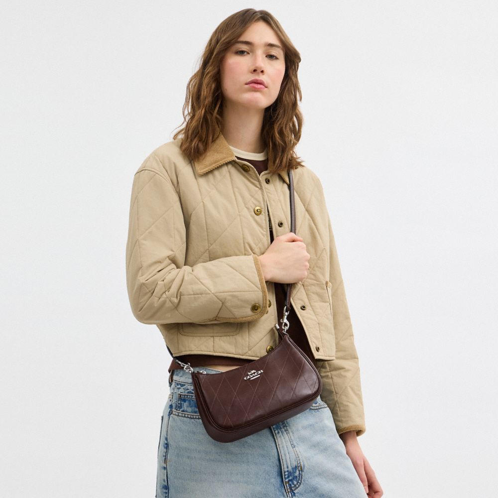 Coach Teri Shoulder Bag With Quilting Silver Maple