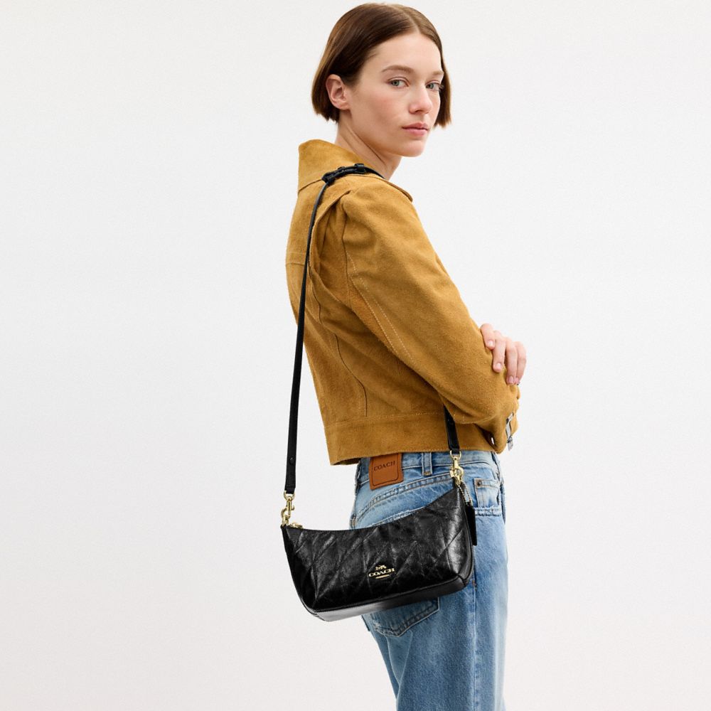 Coach Caitlin Shoulder Bag With Quilting Gold Black