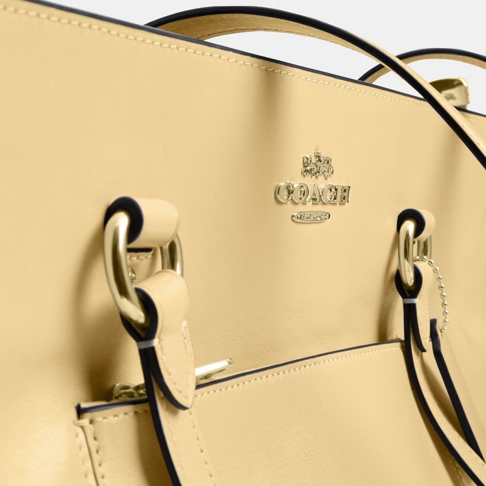 Coach Station Tote Bag Gold Vanilla