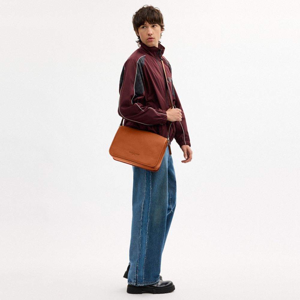 Coach Colby Messenger Bag 32 Silver Amber Brown