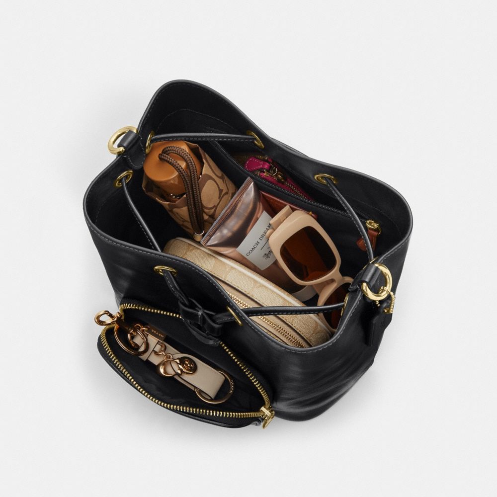 Coach Rowan Bucket Bag With Pocket Gold/Black