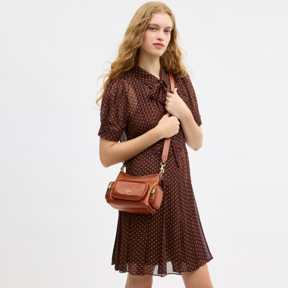 Coach Laurel Shoulder Bag 22 With Pockets Gold/Cinnamon