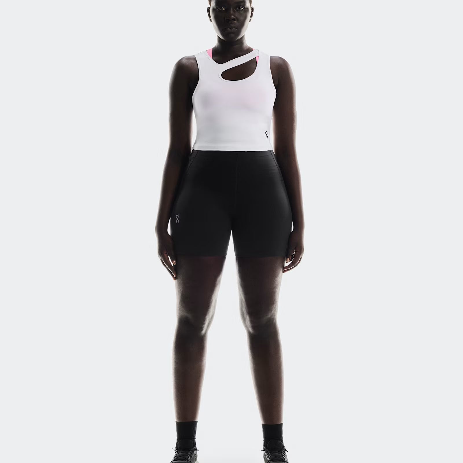 On Studio Cut-Out Crop White (Women'S)
