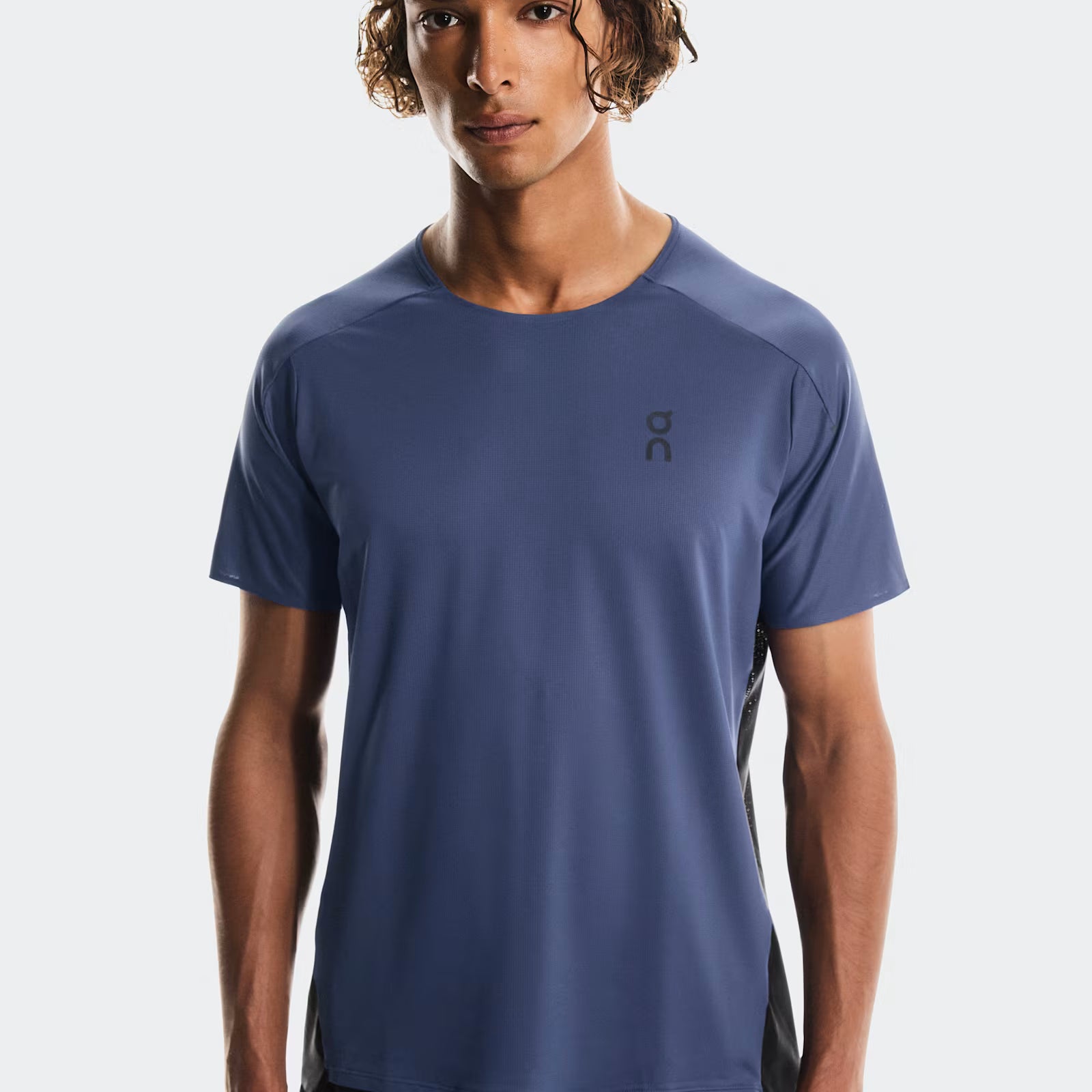 On Performance-T Acai | Black