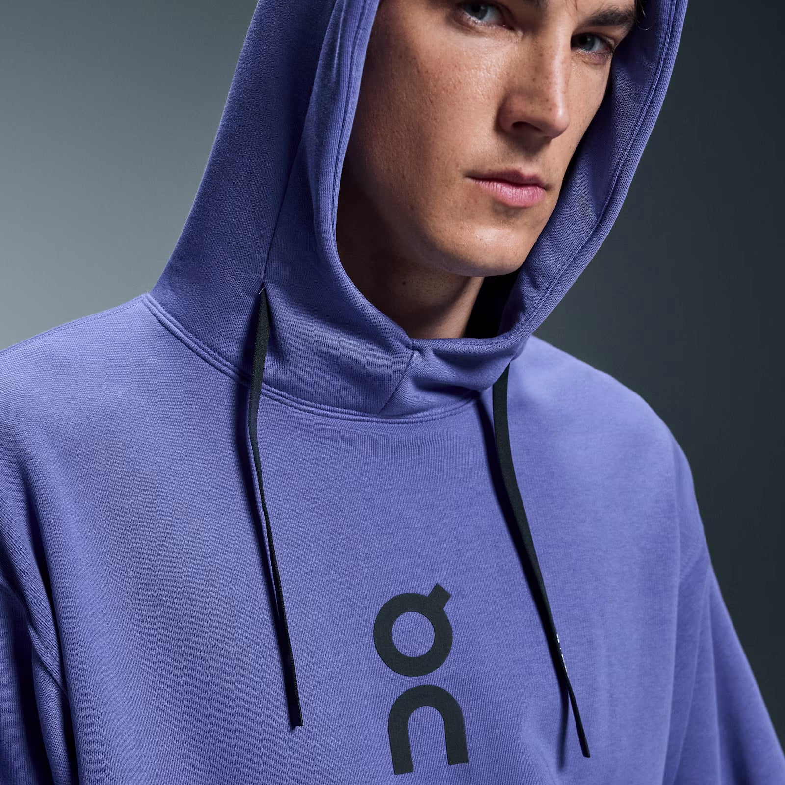 On Club Hoodie Iris