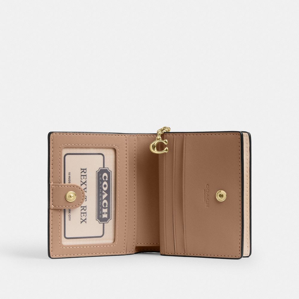 Coach Snap Wallet With Floral Print And Charm Gold/Chalk Multi
