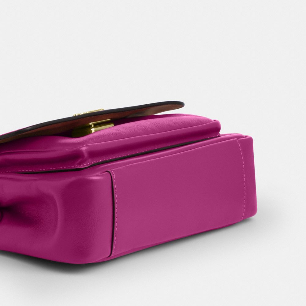 Coach Elodie Crossbody Bag 18 Im/Magenta