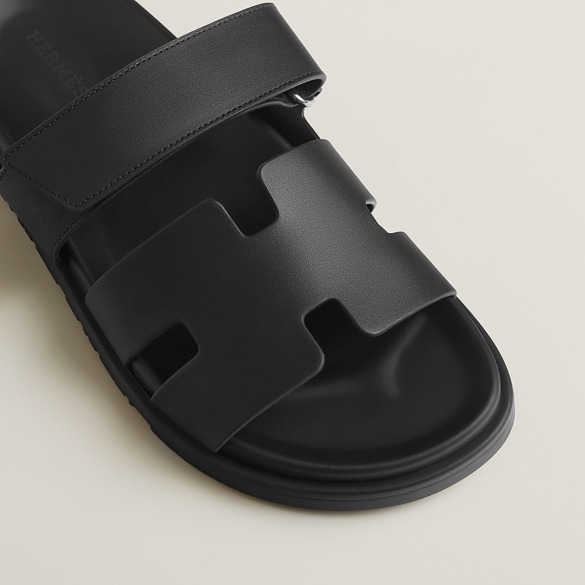 Hermes Chypre Sandal Noir