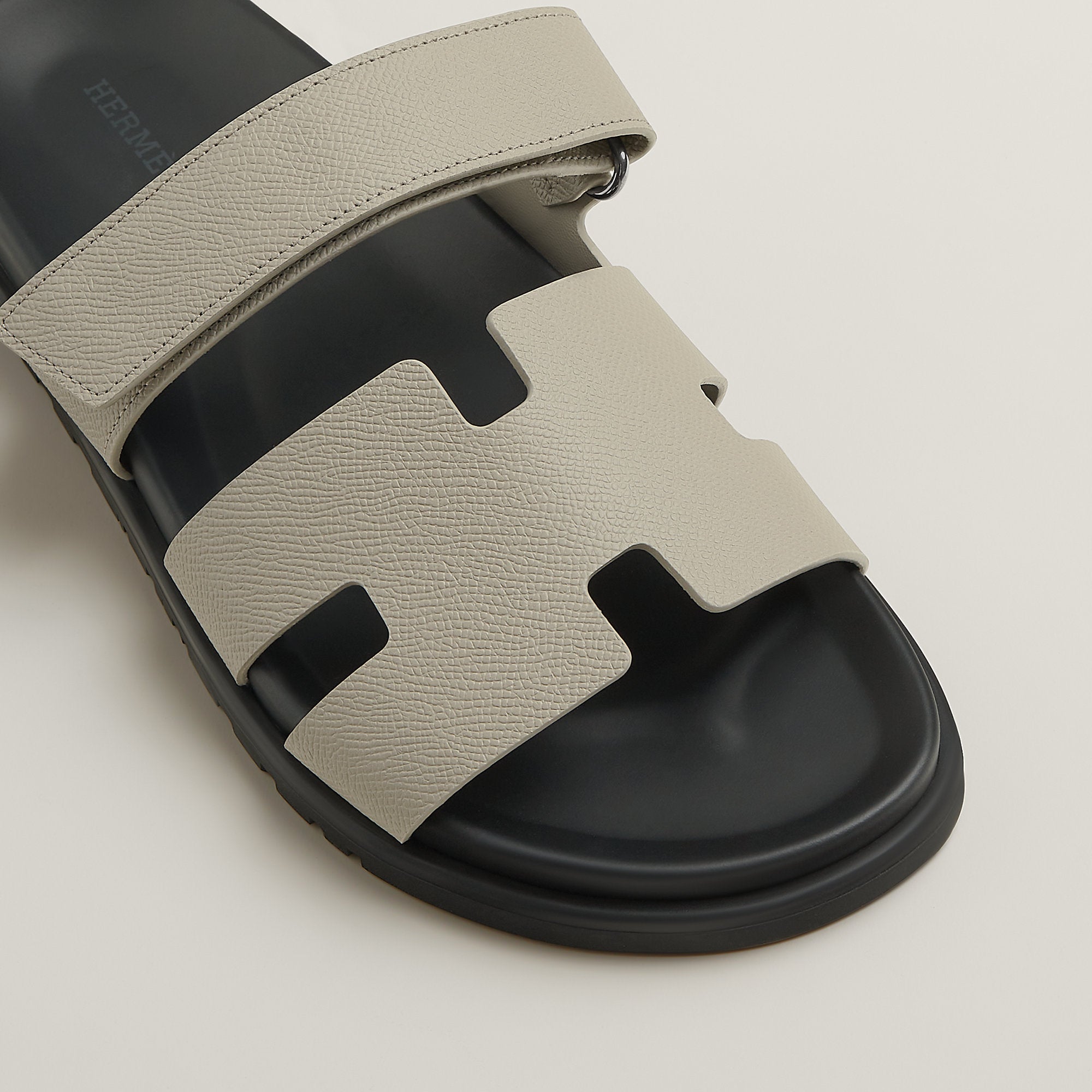 Hermes Chypre Sandal Noir