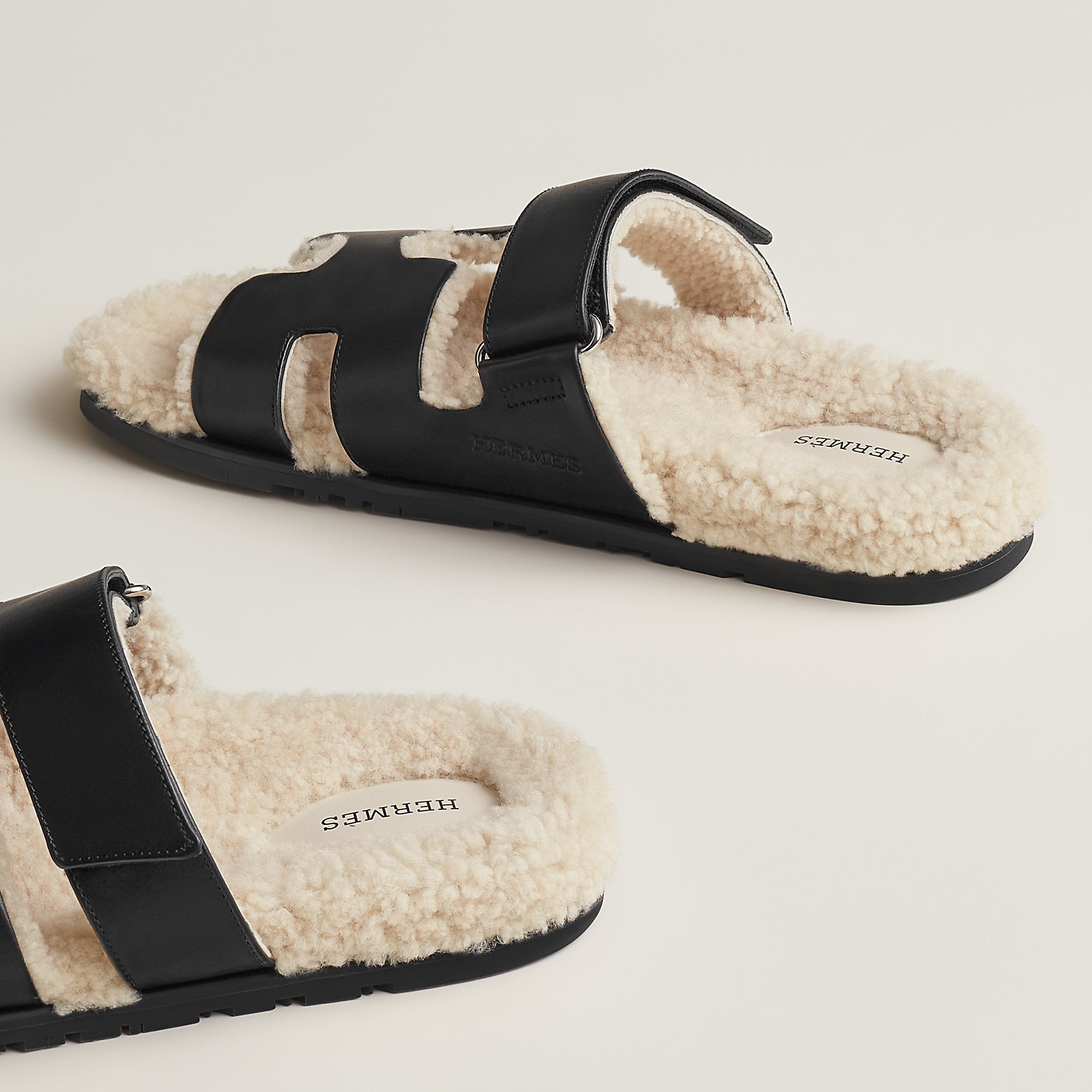 Hermes Chypre Sandal Noir