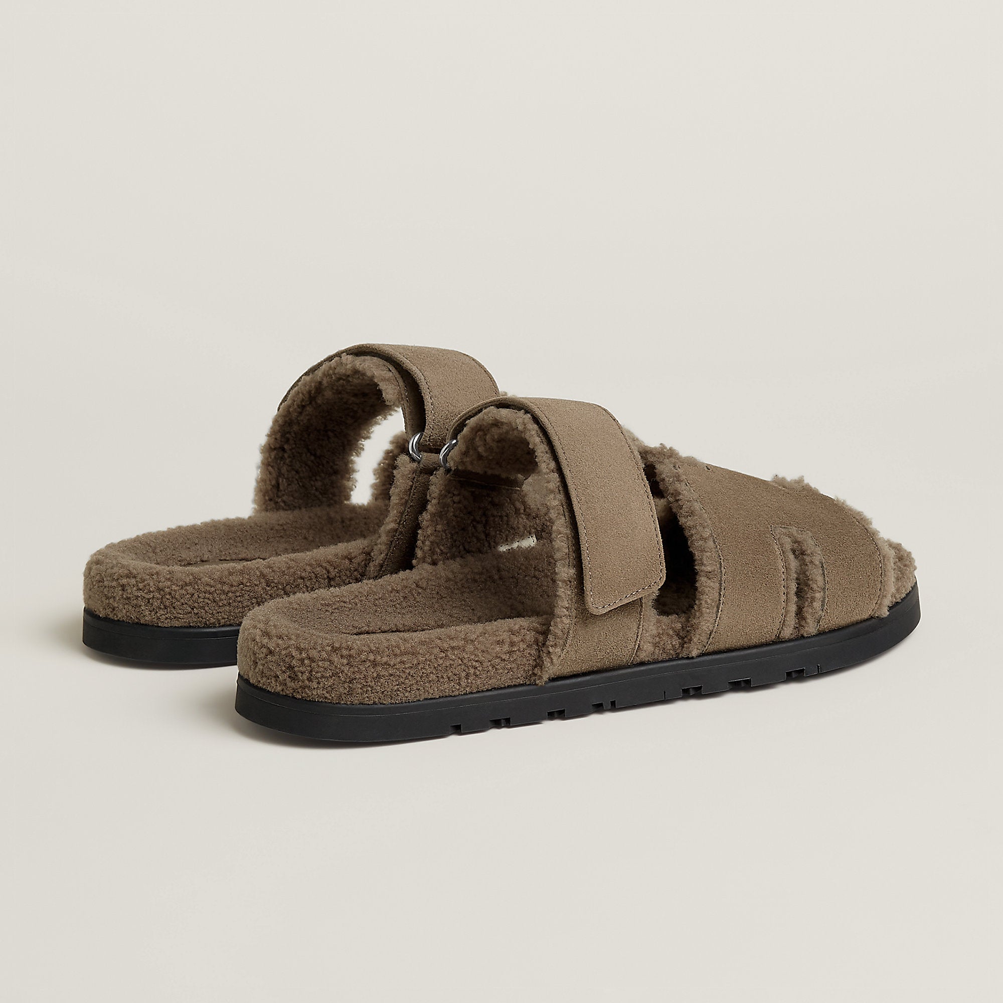 Hermes Chypre Sandal Noir