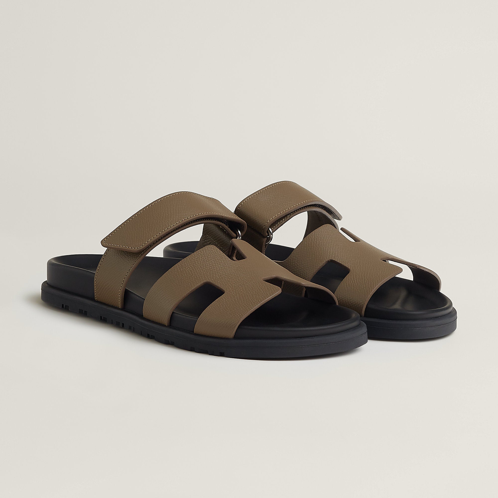 Hermes Chypre Sandal Toupe