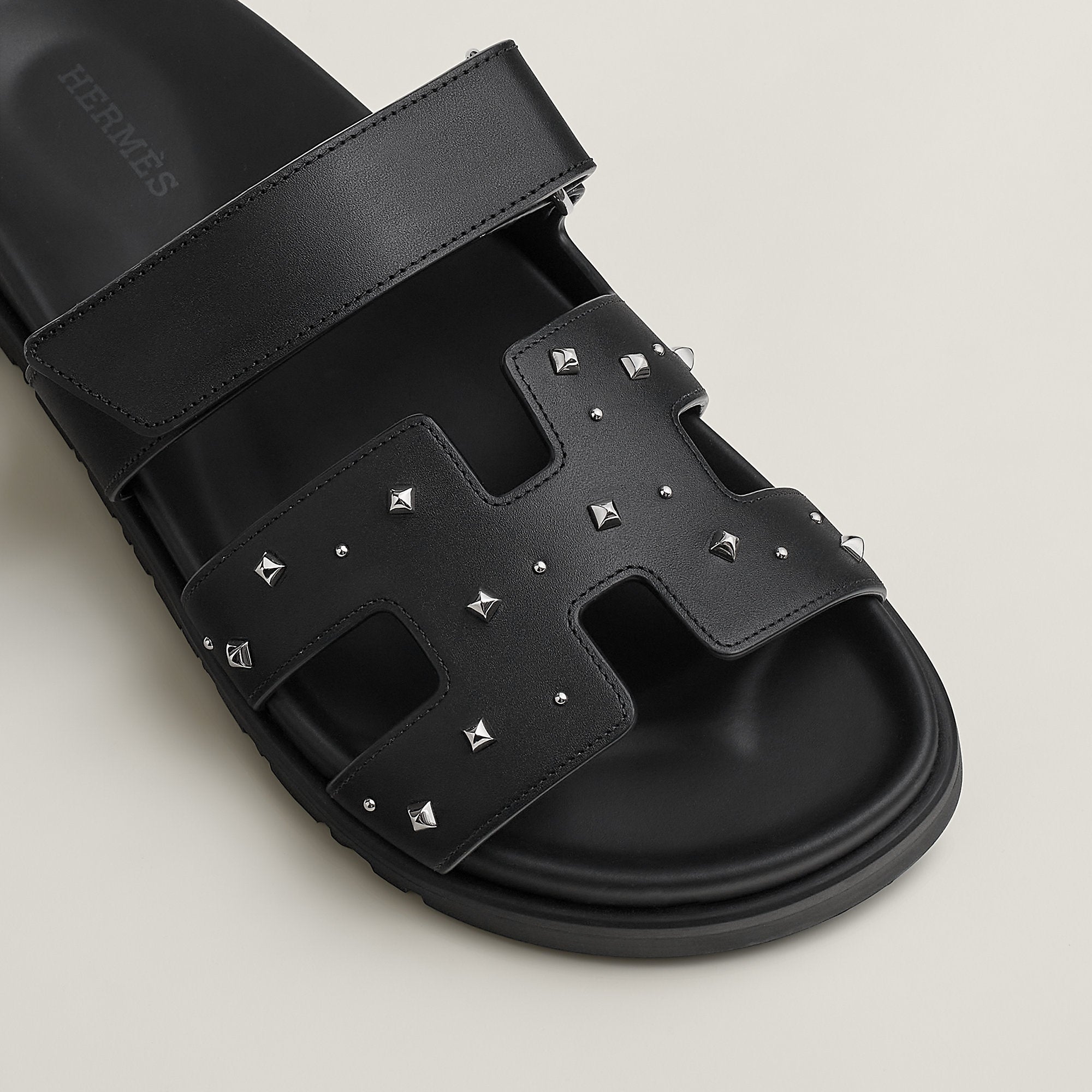 Hermes Chypre Sandal Noir