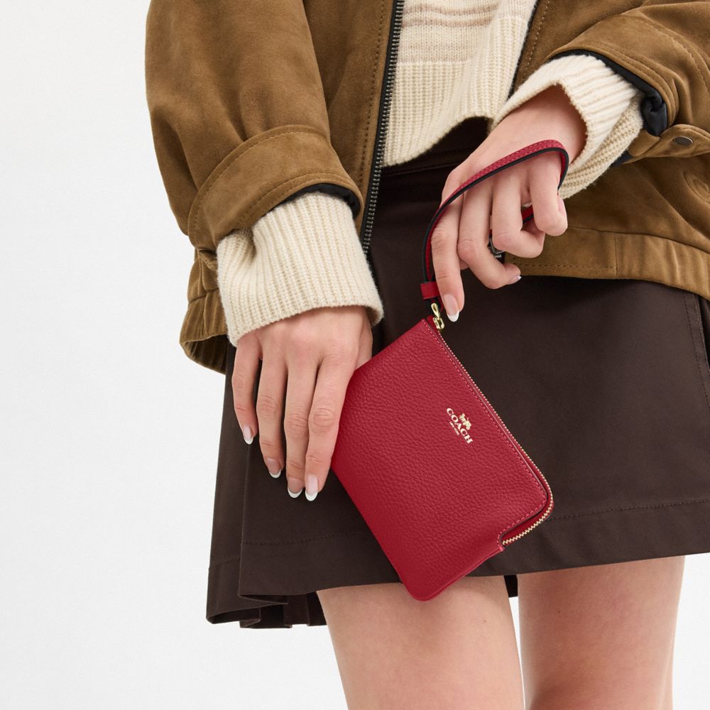 Coach Corner Zip Wristlet Gold True Red