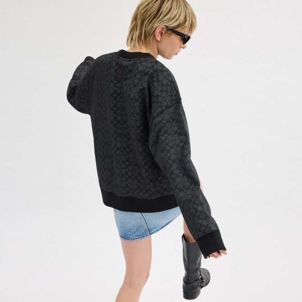 Coach Essential Signature Crewneck Charcoal Signature