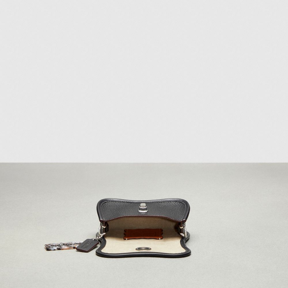 Coach Mini Wavy Dinky Bag In Coachtopia Leather Black
