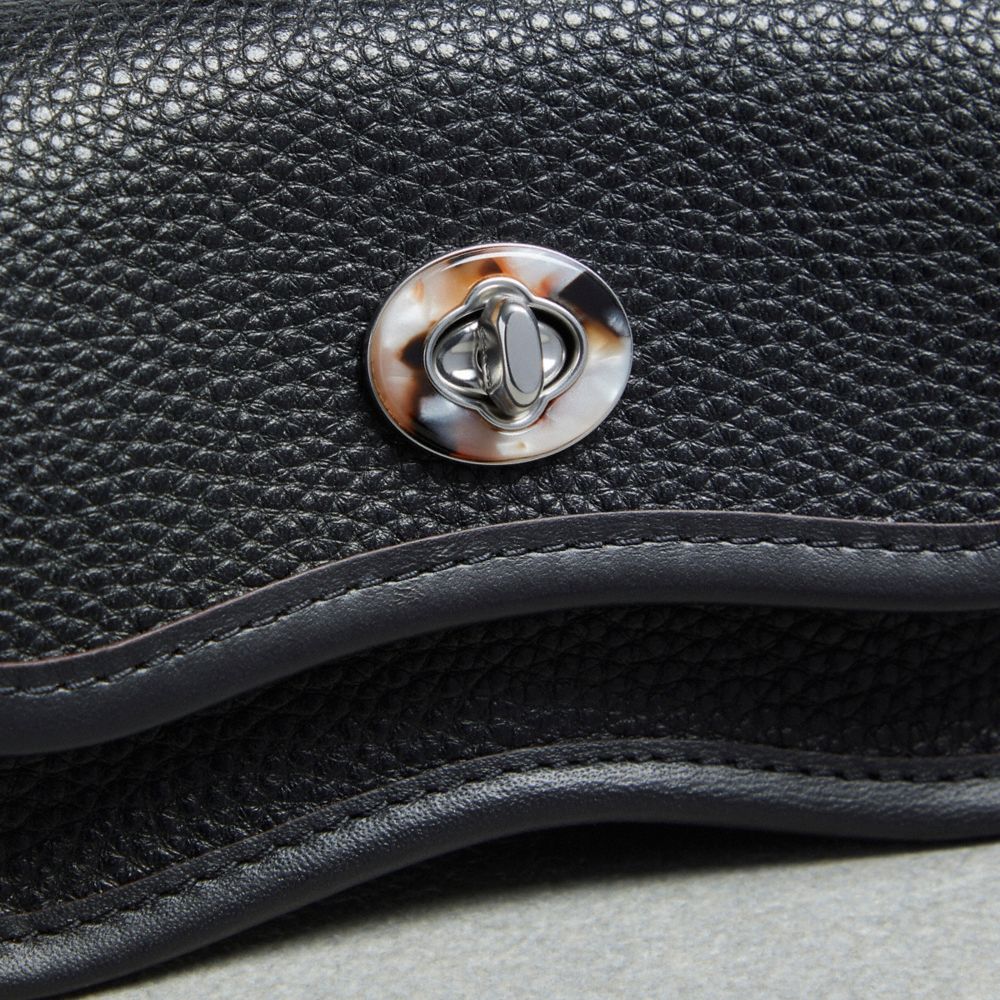 Coach Mini Wavy Dinky Bag In Coachtopia Leather Black