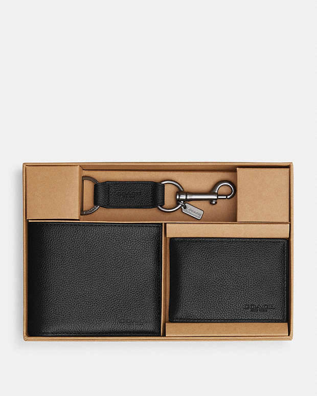 【COACH】プレゼント Boxed 3 In 1 Wallet Gift ギフトボックス COACH® Outlet | Boxed 3 In 1 Wallet Gift Set In Signature Canvas