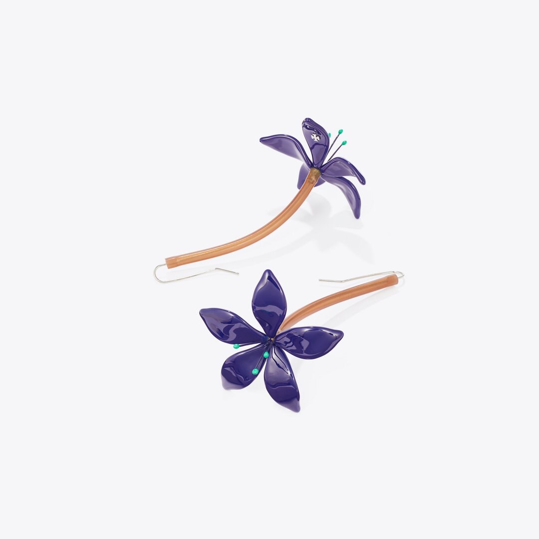 Tory Burch Curiosity Flower Earrings Navy
