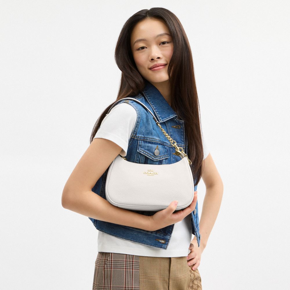 Coach Teri Shoulder Bag Gold Chalk