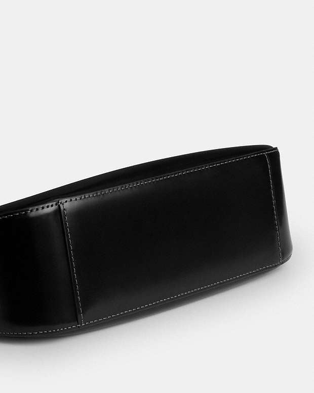 Teri Shoulder Bag Novelty Leather-Silver-Black Novelty Leather-Silver-Black