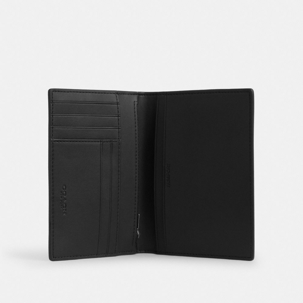 Coach Passport Card Case In Signature Canvas Gunmetal Chalk Black