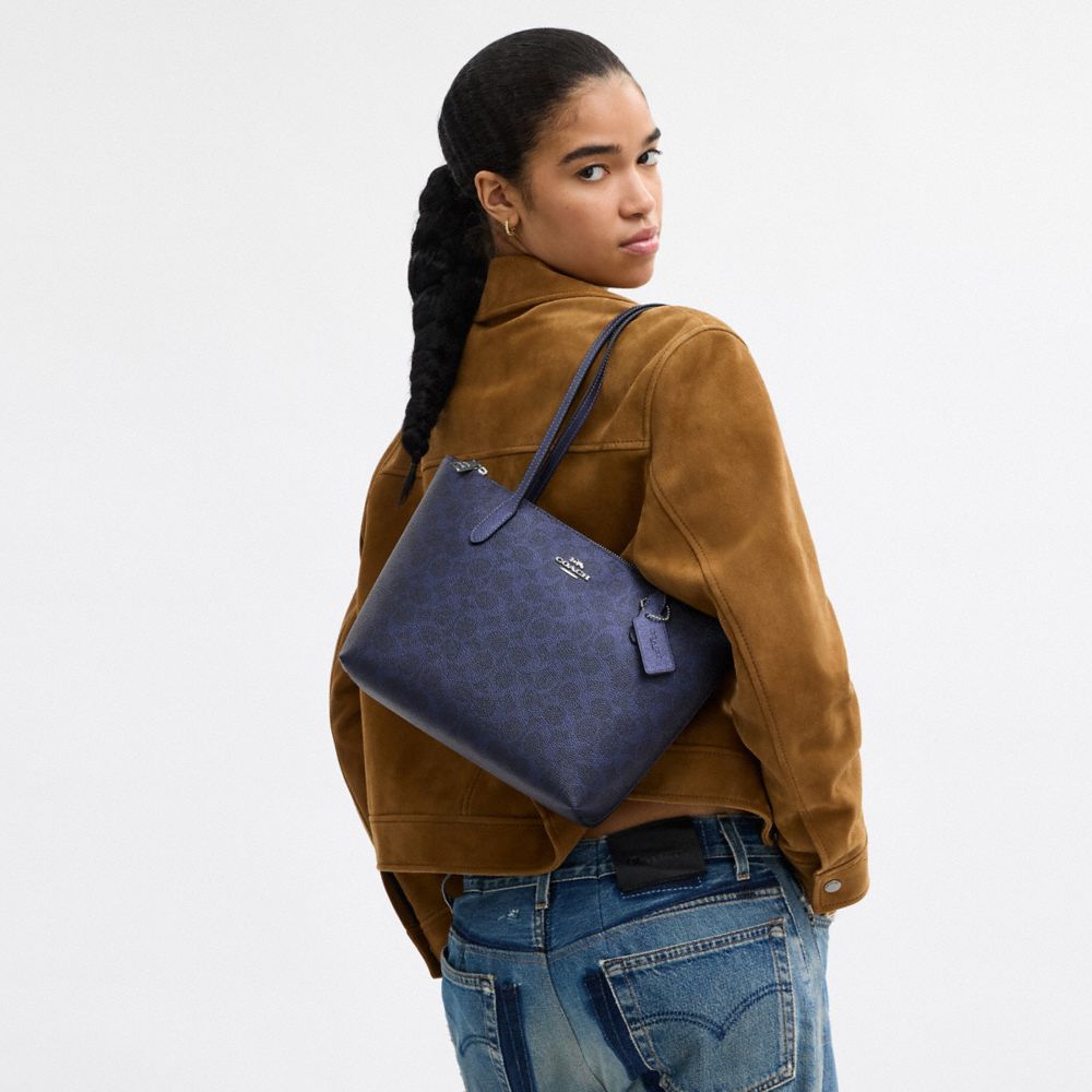 Coach Fiona Zip Tote Bag In Signature Canvas Sv Blue Navy